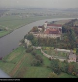 Kraków sprzed 30 lat na zdjęciach lotniczych. Cyrk na Błoniach, Stadion Cracovii, kopalnia piasku i wiele więcej [ARCHIWALNE ZDJĘCIA]