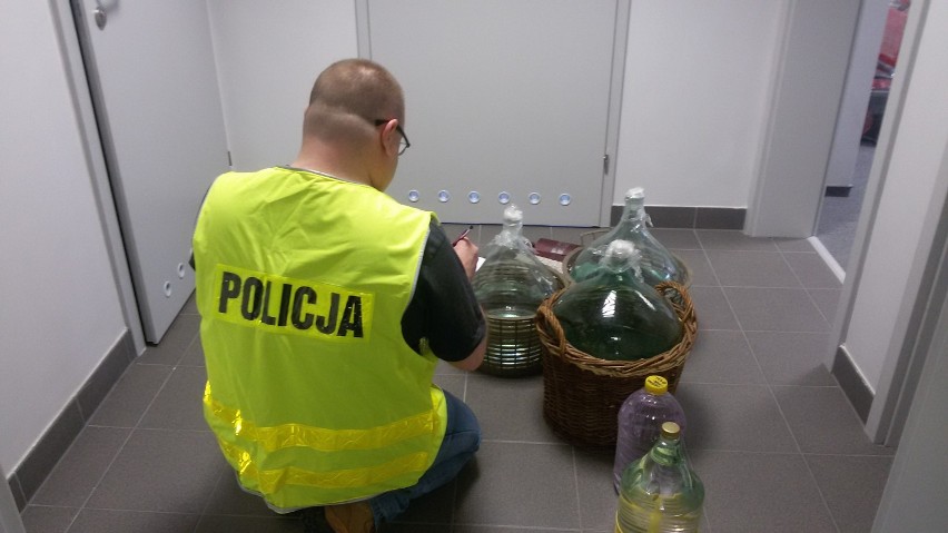 Nielegalna produkcja alkoholu w gminie Czarnocin