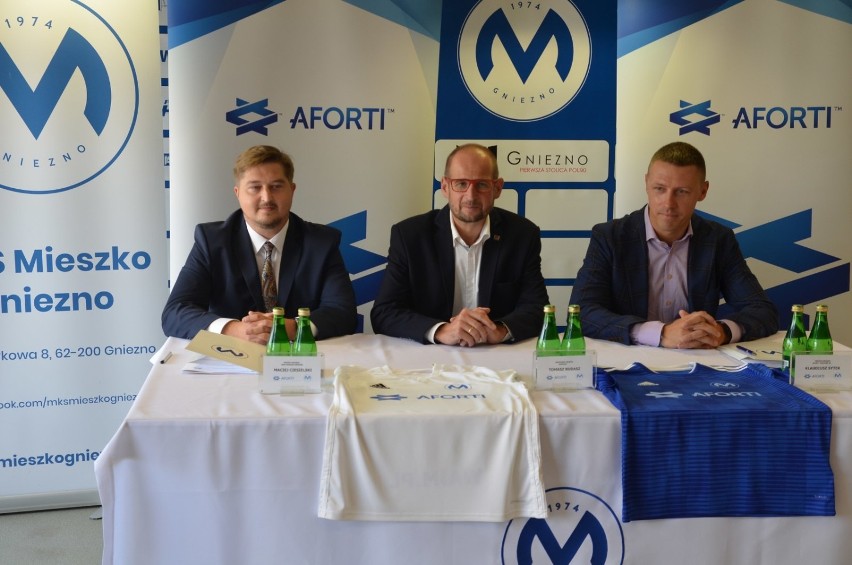 Spółka Aforti Holding nowym sponsorem MKS Mieszka Gniezno. Klub stawia na dynamiczny rozwój