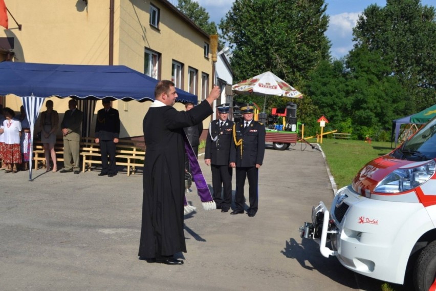 Strażacy OSP Nowa Wioska mają nowy samochód [ZDJĘCIA]