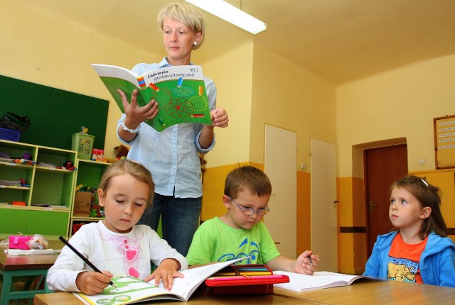 Według szkoły, sala dla pięciolatków jest przygotowana zgodnie z wymogami oświatowymi