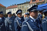 Święto policji 2022 na Opolszczyźnie. Tegoroczne obchody wojewódzkie miały miejsce w Prudniku. Największą furorę zrobił... bieg na fotoradar