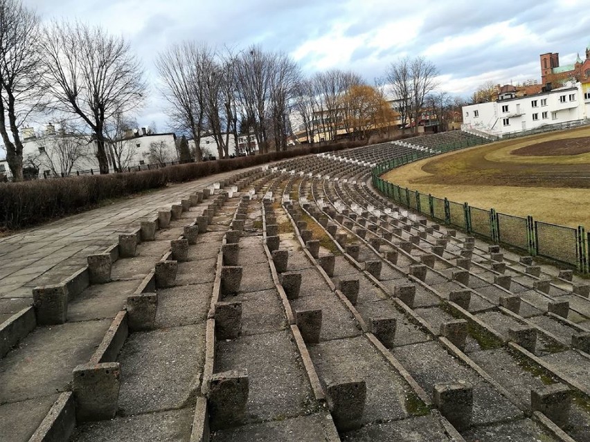 Stadion miejski w Czeladzi zostanie wyremontowany ZDJĘCIA