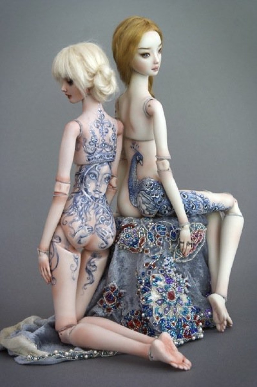 Enchanted dolls: Ten lalki pozują niczym prawdziwe modelki!...