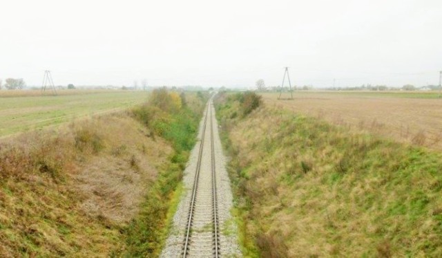 Z efektów remontu odcinka linii kolejowej 206 korzystają zakłady w Inowrocławiu, Janikowie i Wapiennie, które wykorzystują kolej do transportu towarów i surowców