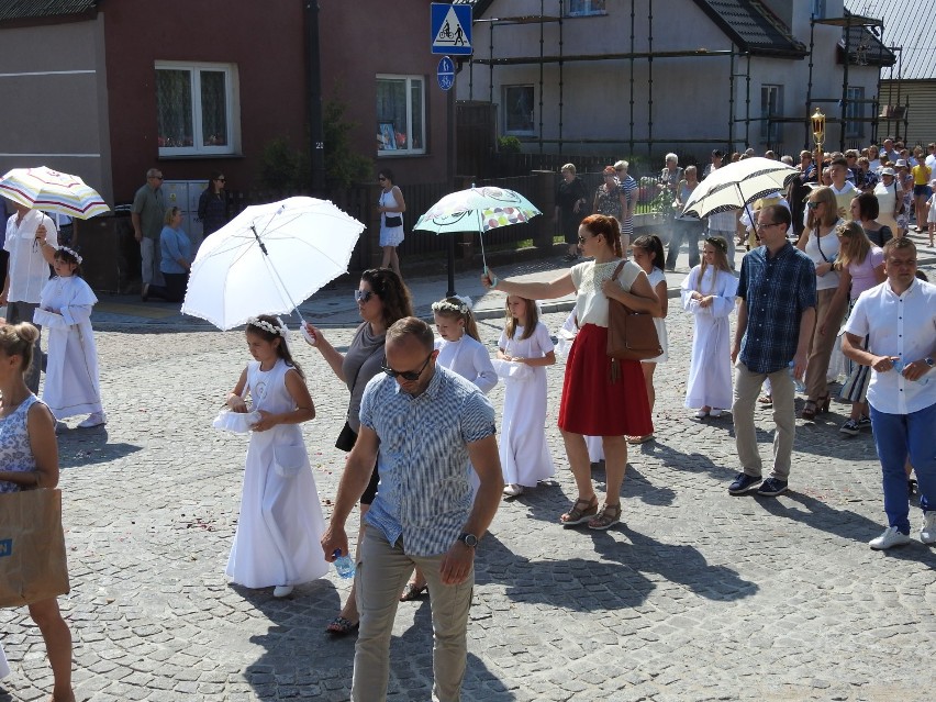 Boże Ciało w Wasilkowie 2019. Ulicami miasta przeszły setki wiernych (zdjęcia)