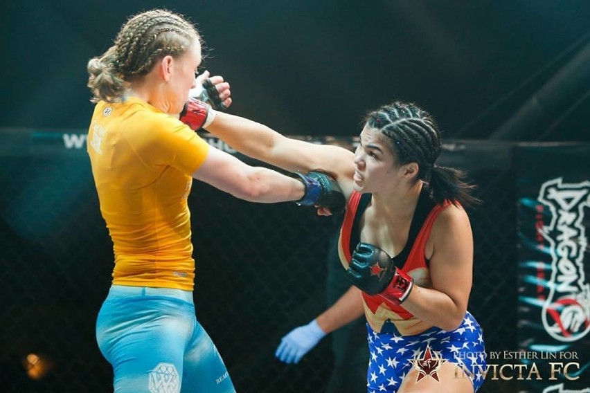 Najpiękniejsza walka w historii MMA? Paige VanZant zmierzy się z Rachael Ostovich na gali UFC w Nowym Jorku