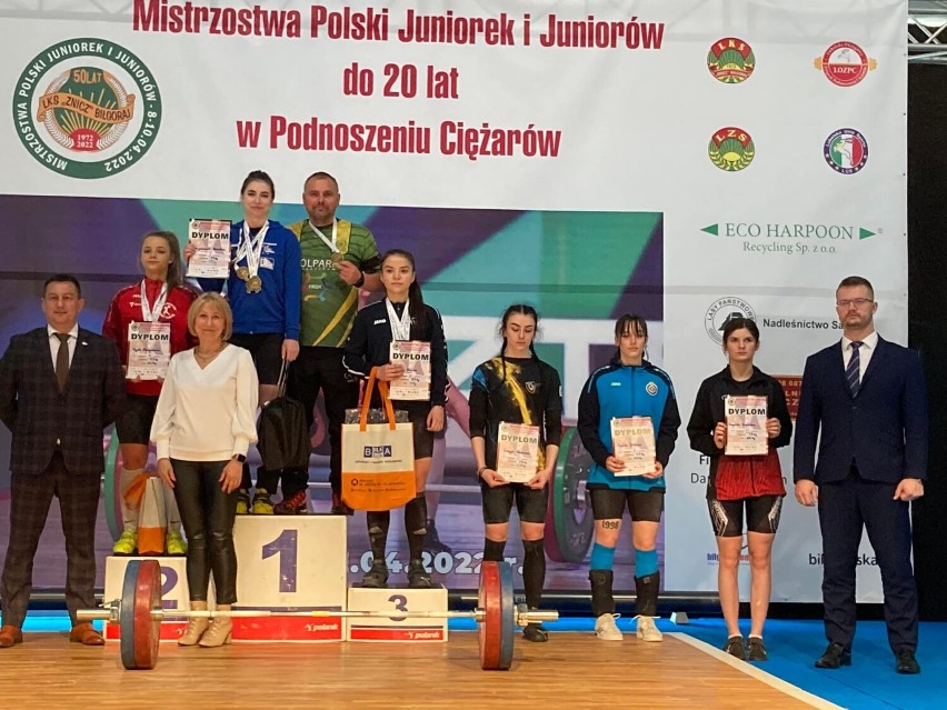 Medale sztangistek LKS Dobryszyce w Mistrzostwach Polski juniorów do lat 20! [ZDJĘCIA]