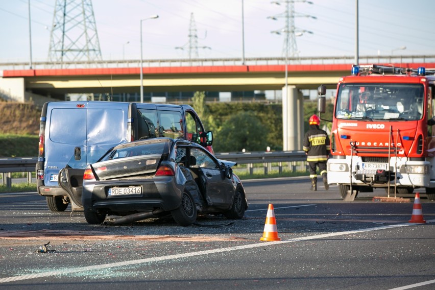 Karambol na obwodnicy Krakowa, sześć rannych osób