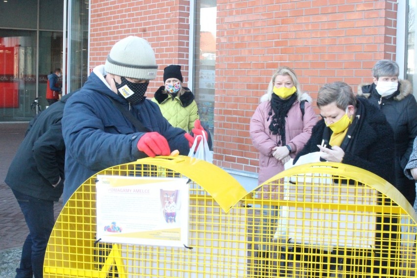 Żółte serce dla Amelki Pastalskiej stanęło przed Galerią Krotoszyńską [ZDJĘCIA + FILM]