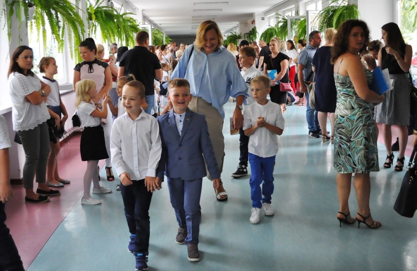 Rozpoczęcie roku szkolnego 2019/2020 w SP nr 12 w Piotrkowie