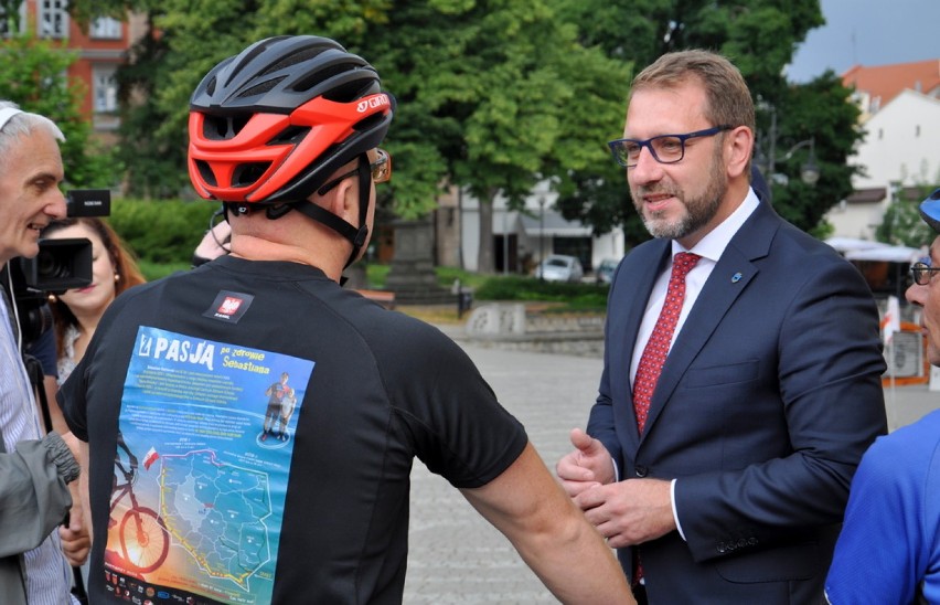 Kamil Jaroszewski jedzie na rowerze z Przemyśla do Szczecina [ZDJĘCIA]