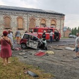 Wypadek w Krzepicach. W szpitalu zmarła pasażerka mini-cara