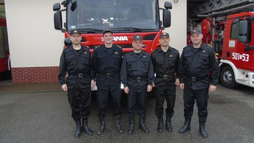 Pożegnanie strażaków  przechodzących w stan spoczynku. Zdjęcia z uroczystości w komendzie Powiatowej PSP w Radziejowie
