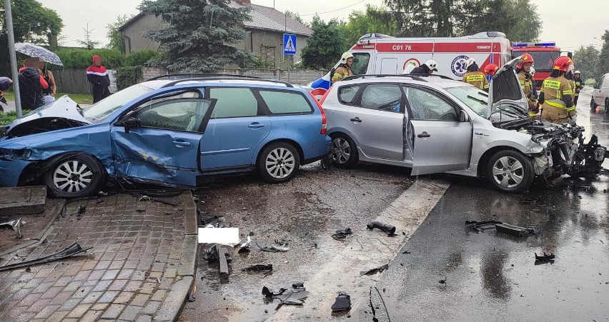 Zderzenie samochodów w Nowej Wsi