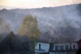 Kontrola palenisk w Małopolsce pozostawia wiele do życzenia. Mandatów jest za mało, a ich kwoty za niskie