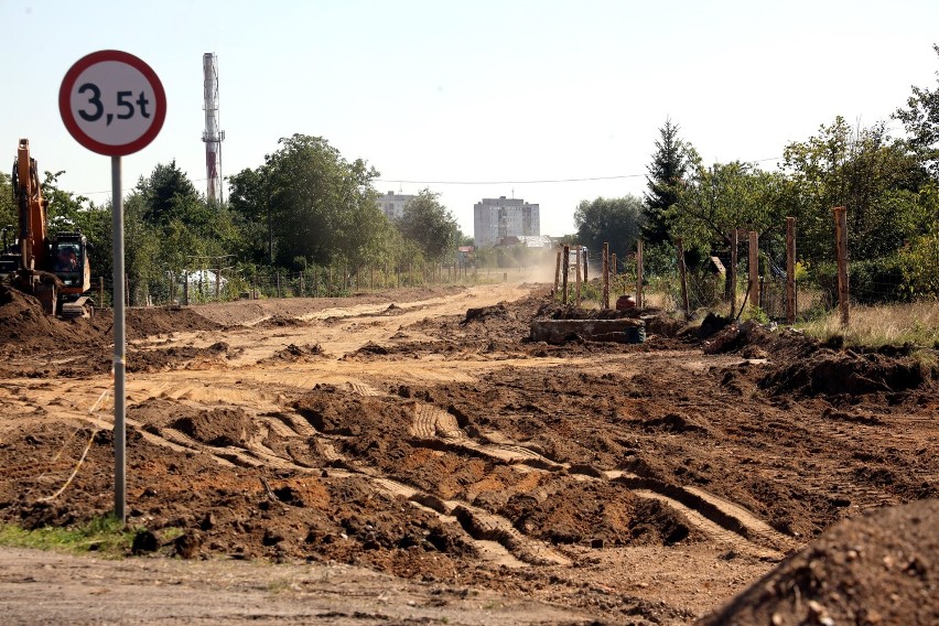 Budowa zbiorczej drogi południowej w Legnicy. Zmiana organizacji ruchu, zobaczcie aktualne zdjęcia