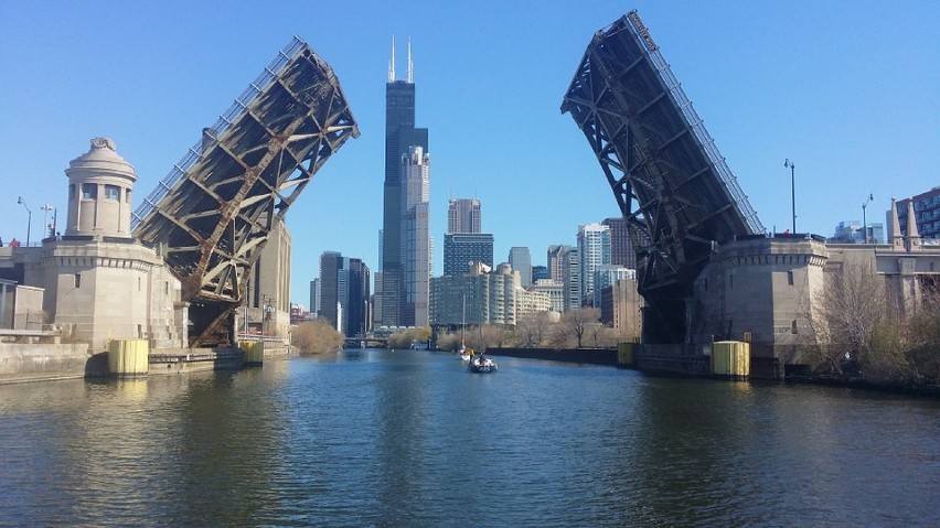 Byłeś w Chicago? Poszukują także Ciebie. „Polacy w Chicago”: poszukujemy świadków historii 