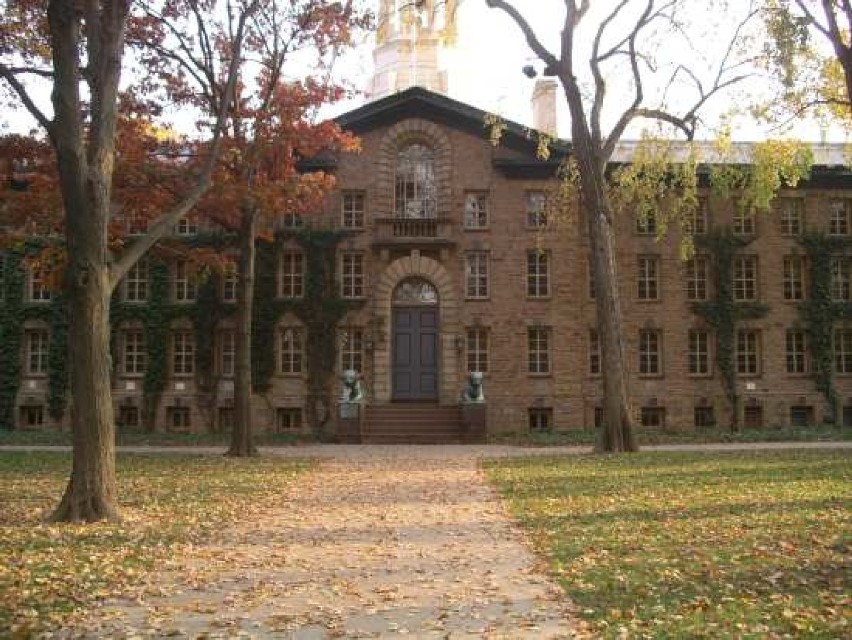 9. Uniwersytet Princeton, Stany Zjednoczone

Pierwszą nazwą...