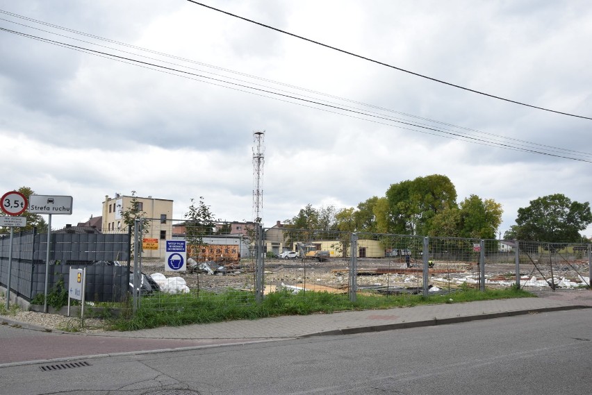 W Zawierciu powstanie Park Handlowy Rynek. Trwają przygotowania terenu ZDJĘCIA