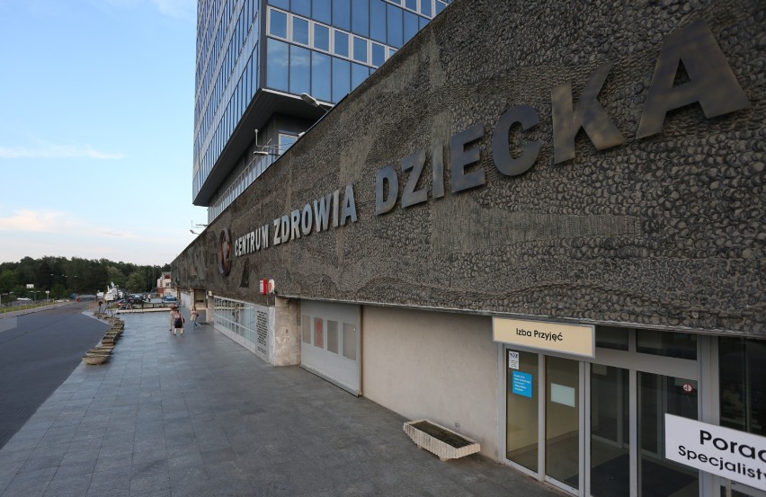 Strajk pielęgniarek w Centrum Zdrowia Dziecka. Rozmowy...