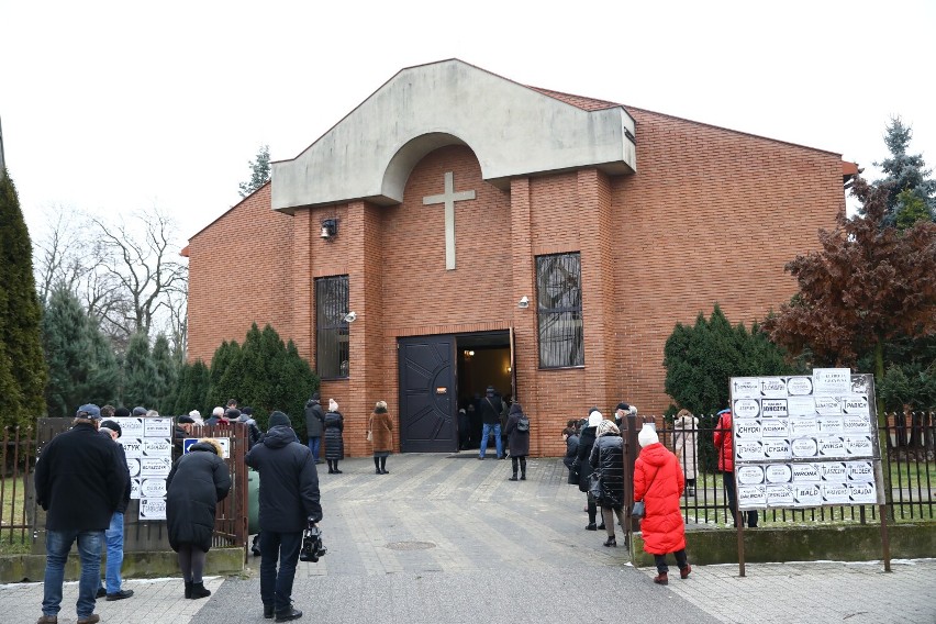 Pogrzeb Zenona Bartczaka w Piotrkowie, wieloletniego...