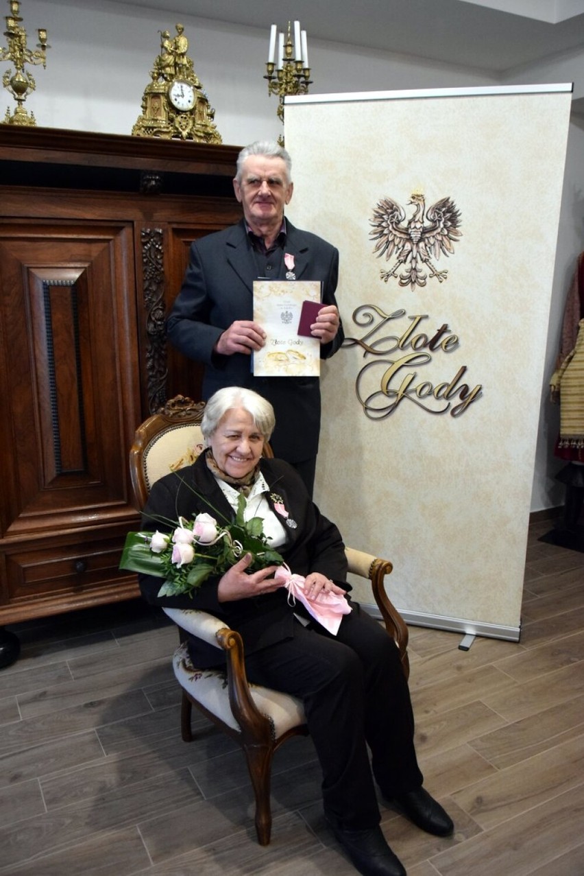 28 par małżeńskich z gminy Sokółka otrzymało medale za długie pożycie. Pół wieku wspólnego życia za nimi