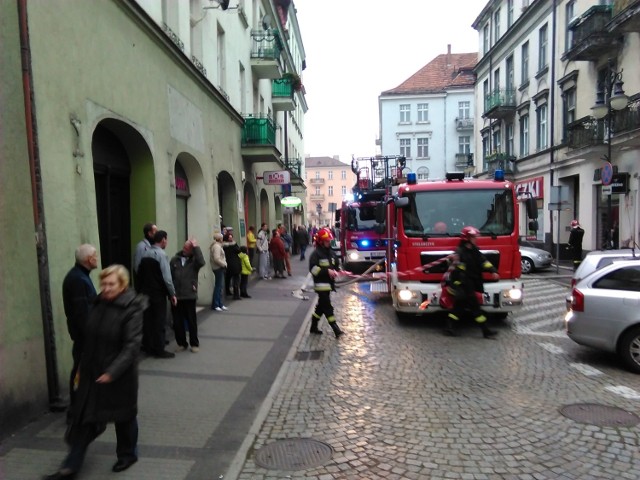 Pożar w kamienicy przy ulicy Złotej