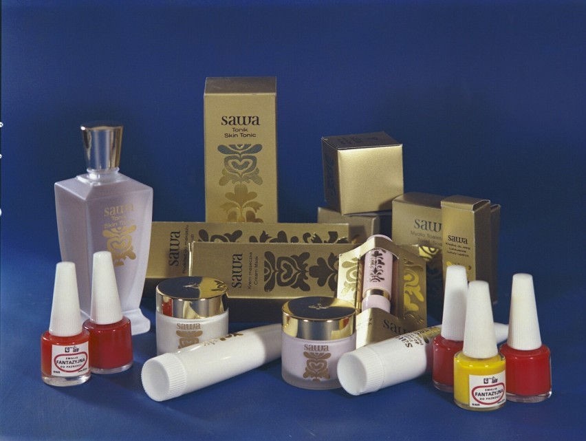 Na zdjęciu: kosmetyki dla kobiet Pollena-Lechia, produkowane...