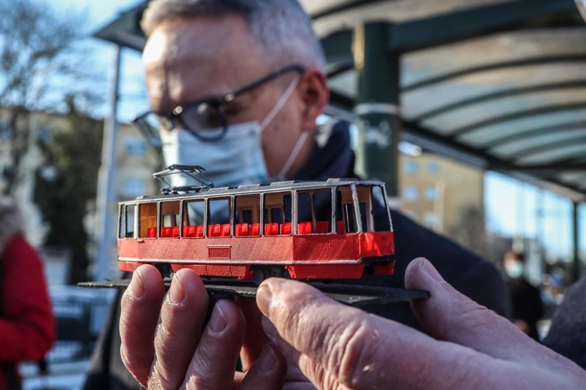 05.03.2021 gdansk.  wezel kliniczna. ostatni przejazd...