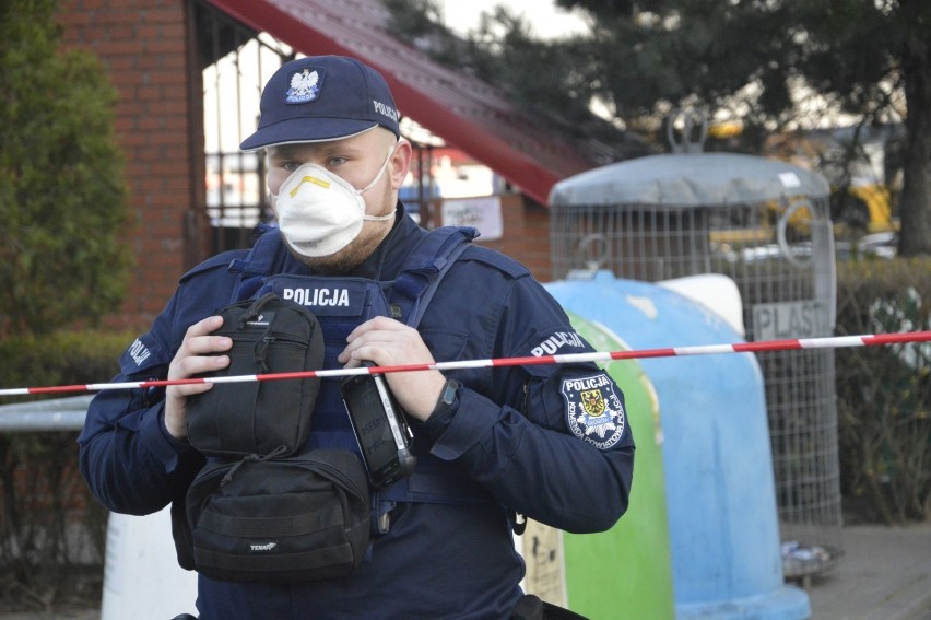 Głogów: Wybuch w bloku przy ulicy Oriona! 51-letni mężczyzna stracił dłoń. ZDJĘCIA, FILM