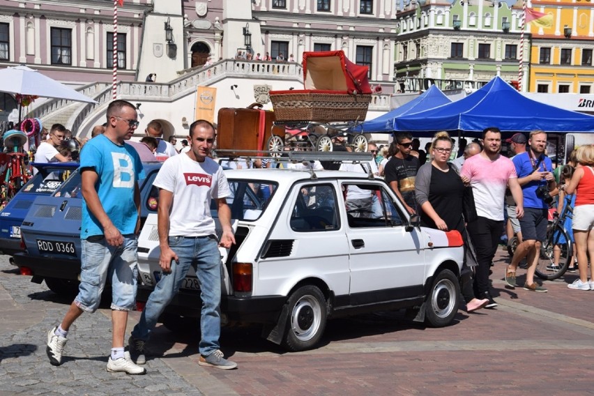 Zamość na Okrągło. Motoryzacyjna niedziela na Rynku Wielkim