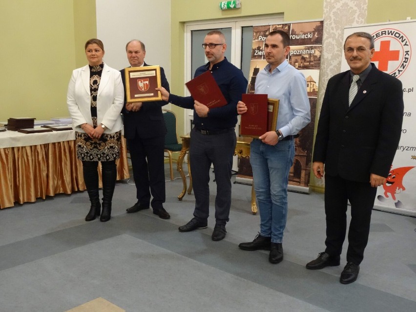 Honorowi dawcy krwi z Wągrowca i powiatu wągrowieckiego nagrodzeni. Odbyła się specjalna gala