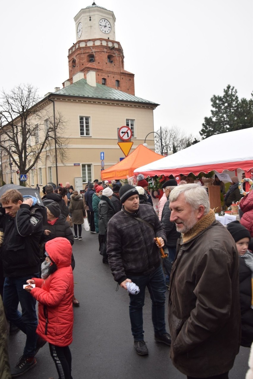 Będzie świąteczny kiermasz na Placu Legionów w Wieluniu?