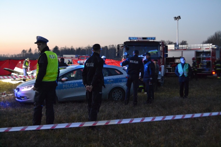 Wypadek lotniczy w Rudnikach. Zginął szef sekcji pilotów Aeroklubu Częstochowskiego [ZDJĘCIA]