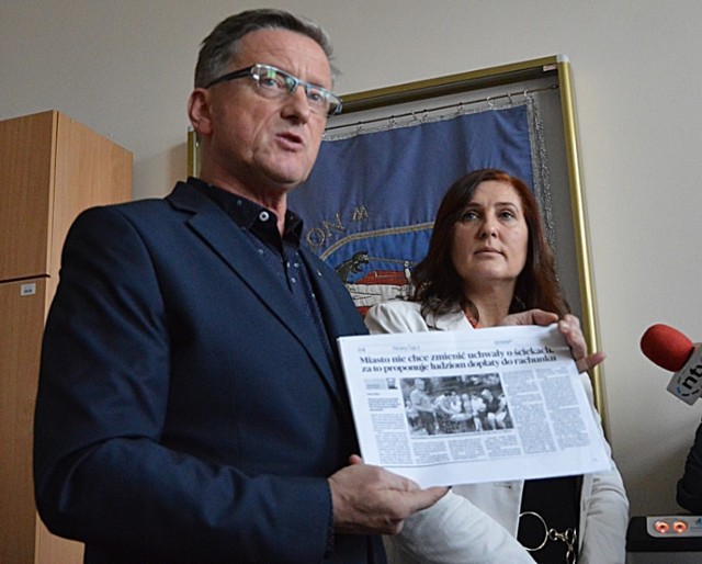 Iwona Mularczyk, przewodnicząca Rady Miasta Nowego Sącza oraz jej zastepca Artur Czernecki chcą zmiany sposobu rozliczania mieszkańców za odbiór ścieków