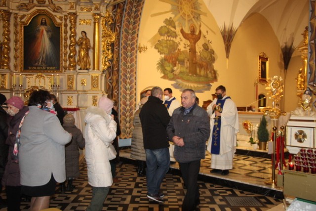 Msza święta u ojców Franciszkanów w Radziejowie