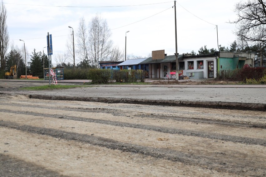 Kolejowa i Niepodległości w Bukownie wyłączone z ruchu. Trwa...