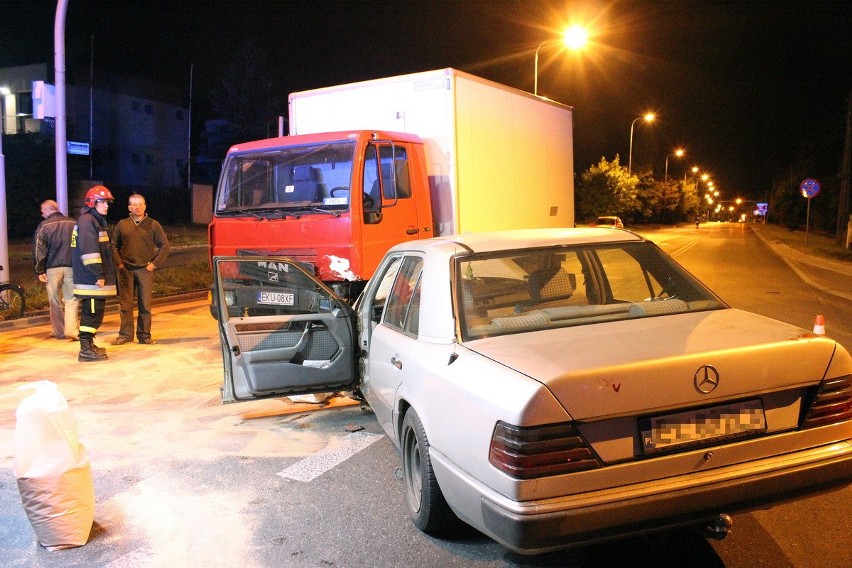 Wypadek na skrzyżowaniu Brzezińskiej i Zjazdowej,...