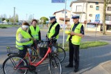 Akcja "Bzpieczny rowerzysta w drodze do pracy" objęła 50 osób w Łowiczu [Zdjęcia]