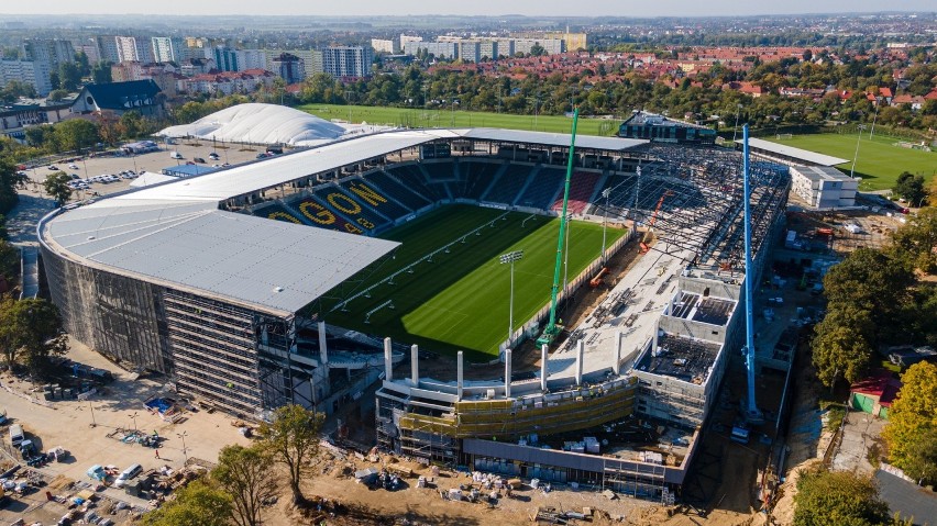 Stadion Pogoni - stan prac na 8 października 2021.