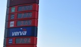 Ceny paliw przyprawiają o zawrót głowy. Ceny paliw na stacjach w powiecie pleszewskim. Ile płacimy za litr benzyny?