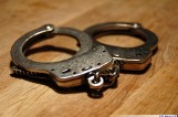 Łomża: Policjanci zatrzymali 18-latka. Z auta ukradł radioodtwarzacz  