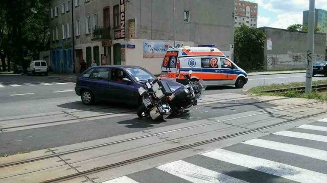 Na Kilińskiego pijany kierowca wjechał w motocyklistę