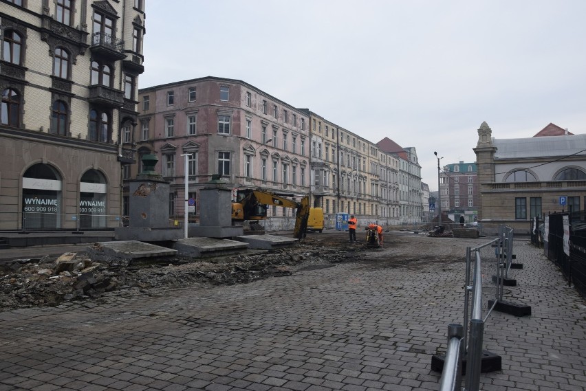 Katowice: przebudowa ulicy Dworcowej (17 grudnia 2019)
