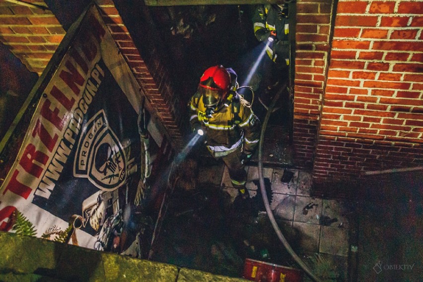 Strażacy pokazali zdjęcia z pożaru na Dworcu Świebodzkim. Przerażające! [ZDJĘCIA]