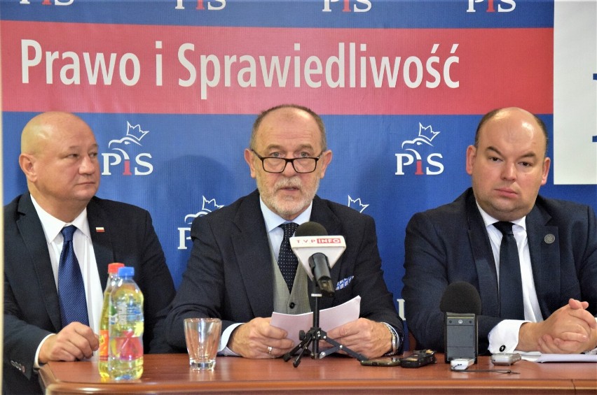 Politycy PiS: Nie będzie polexitu! To sztuczna narracja...