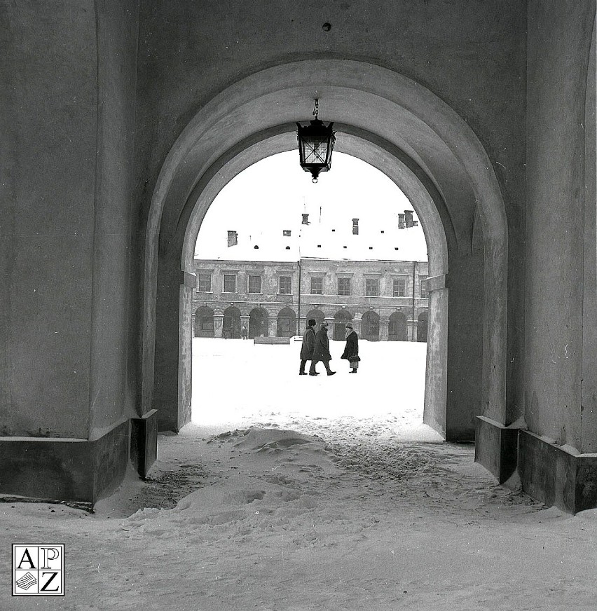 Stare Miasto w Zamościu. Zima 1969 roku