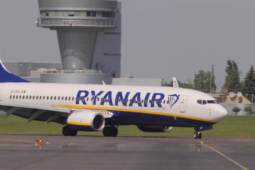 Podróżni zostali już poinformowani przez Ryanair o odwołaniu...
