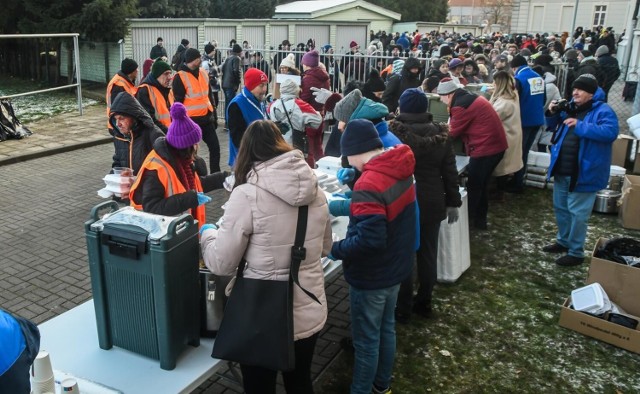 W sobotę, 17 grudnia, w Bazylice pw. św. Wincentego a Paulo w Bydgoszczy odbyła się tradycyjna wigilia dla samotnych, potrzebujących i bezdomnych.